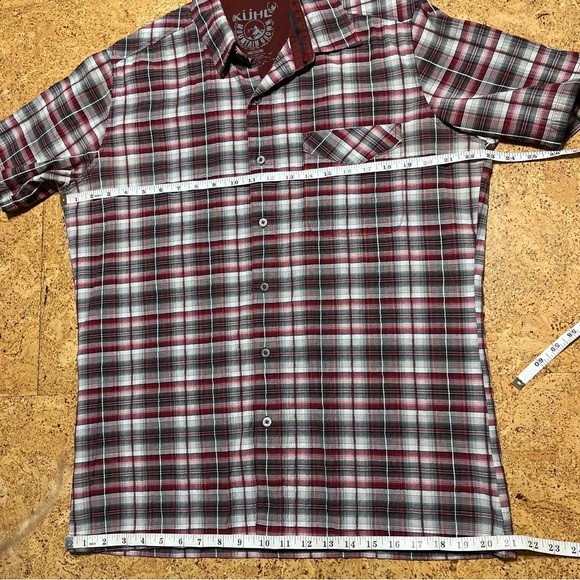 KUHL Men’s Stallion Textured Plaid Short Sleeve Button Down Shirt Sz M - Picture 12 of 12